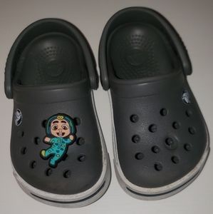 Toddler crocs